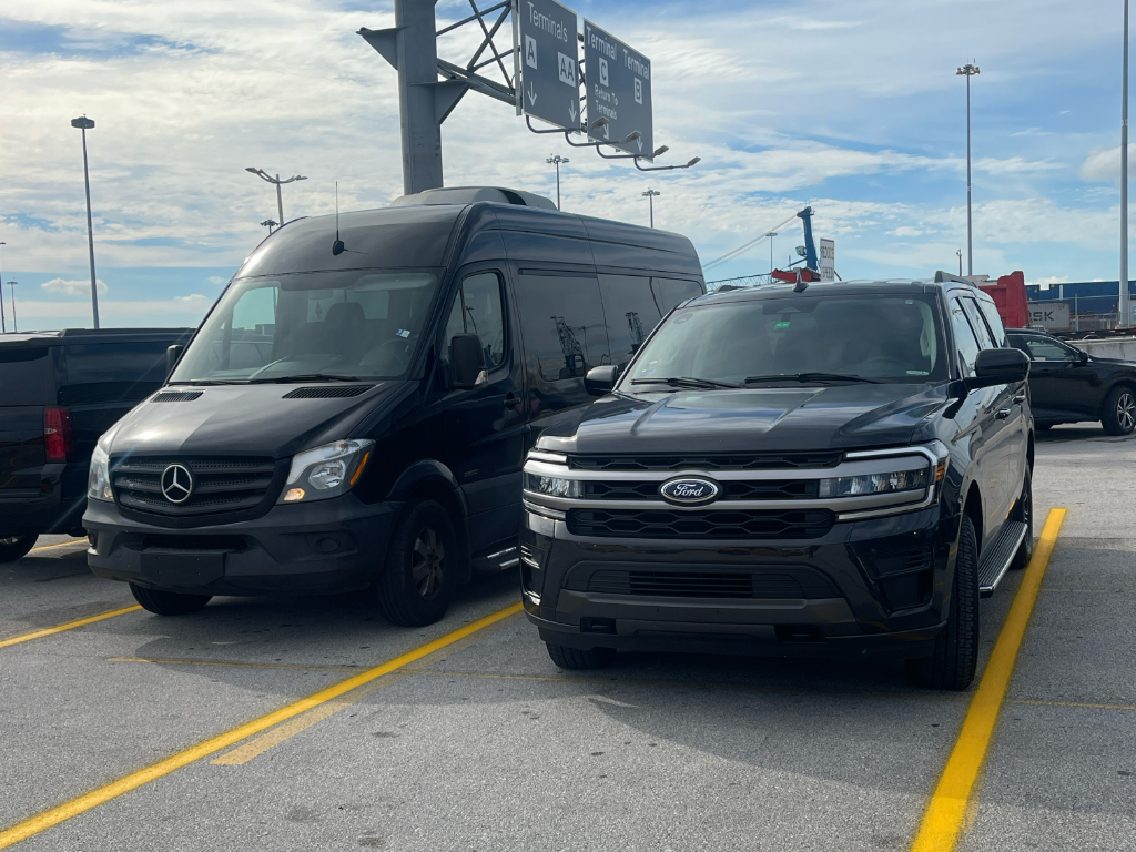 Transfers-for-groups-from-miami-airport-to-south-beach